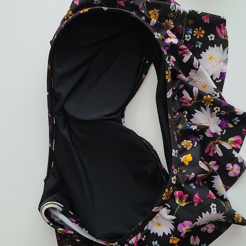 La Vie en Rose One Shoulder Ruffle Bandeau Bikini Top Black Print Size Medium - Picture 7 of 9